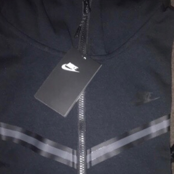 Nike Techfleece Black - Picture 4 of 5